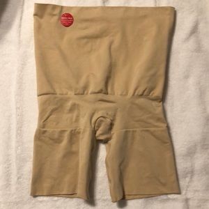 Red Hot Spanx size 1X